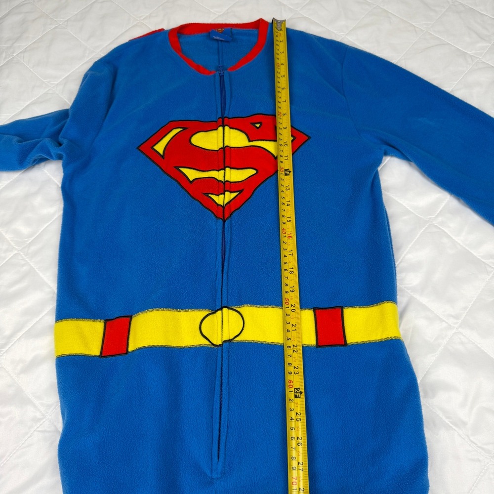 DC Comics Superman Adult M Fleece One Piece Pajamas Cape Costume with Pockets - Picture 10 of 13